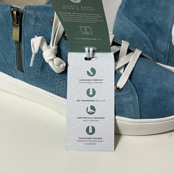 REVITALIGN Teal-Blue Suede Low-Top Sneakers with White Accents - Picture 4 of 11